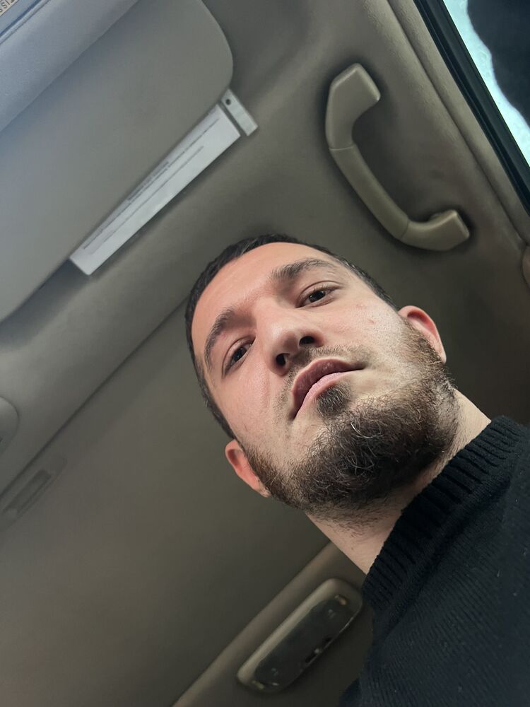  54755426  Artur, 33 ,    