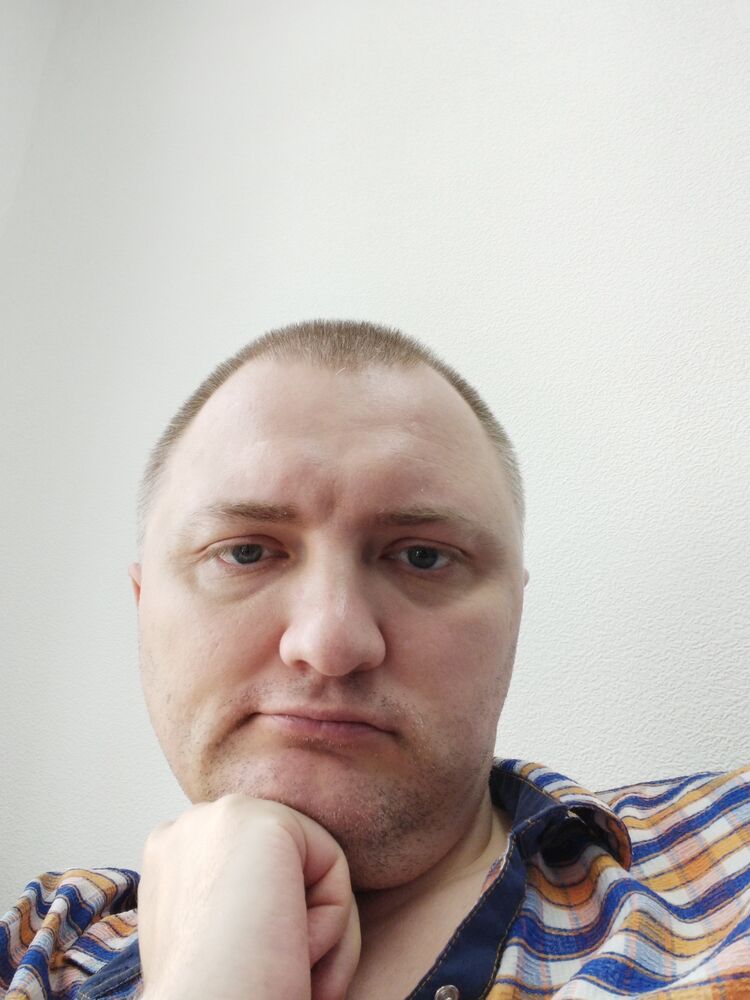  53776266  Vitalii, 40 ,    -