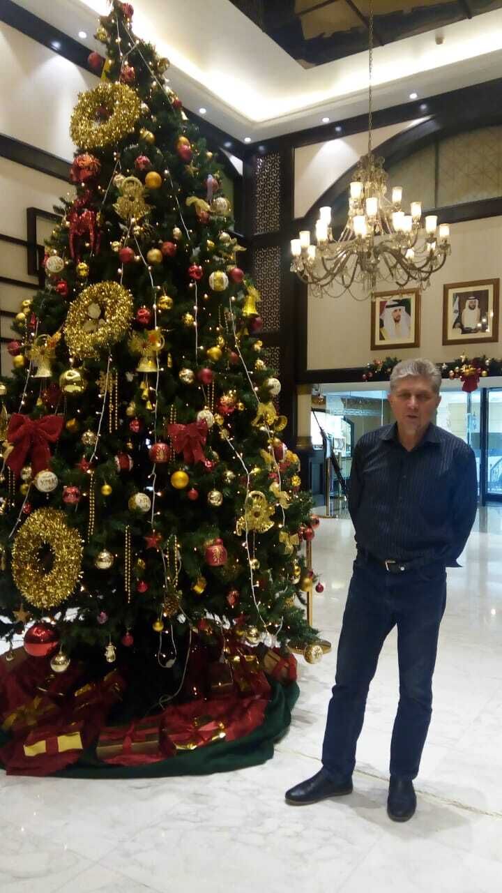  32590956  Vlad, 56 ,    
