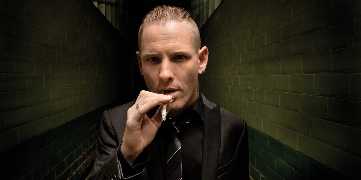  8736026  Anton, 39 ,    