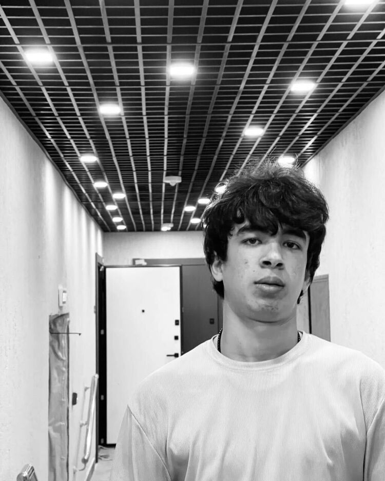  ,   , 19 ,   ,   