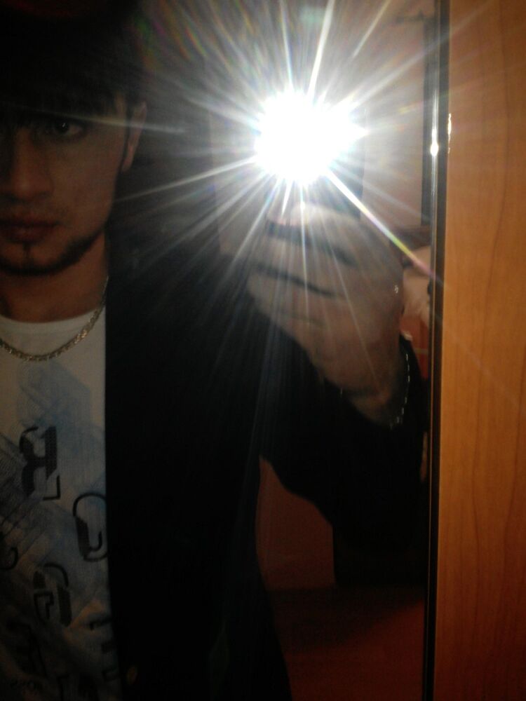  ,    Tadjik, 32 ,   