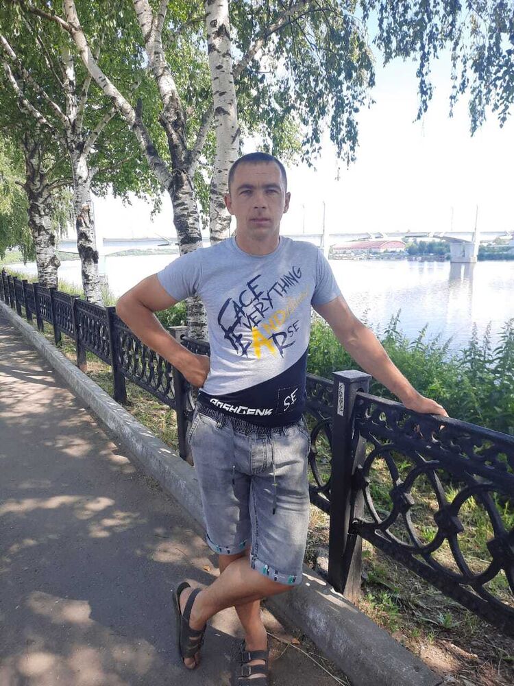  27304606  Evgeny, 36 ,    