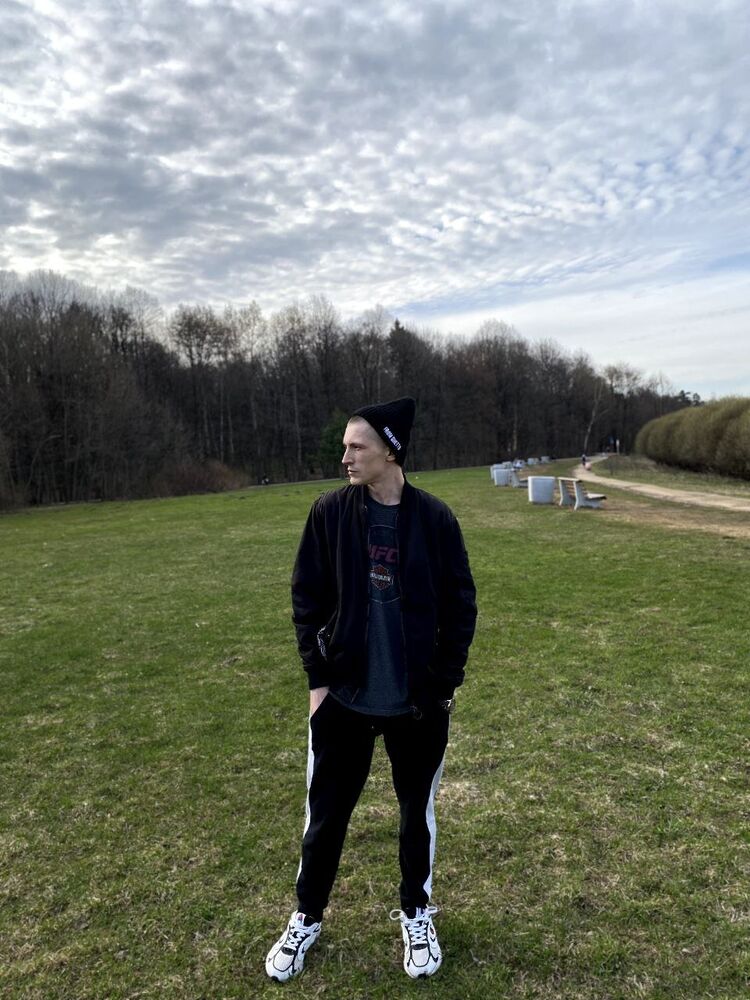  36347706  Zodiak, 33 ,    