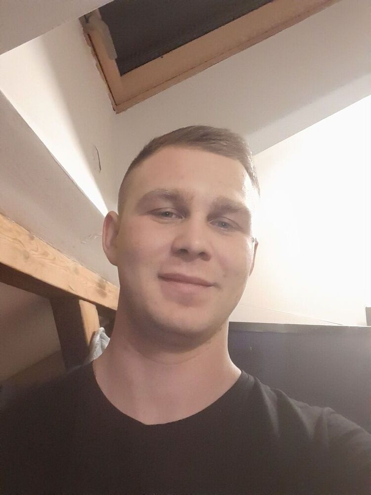  25076606  Daniel, 28 ,    Raszyn