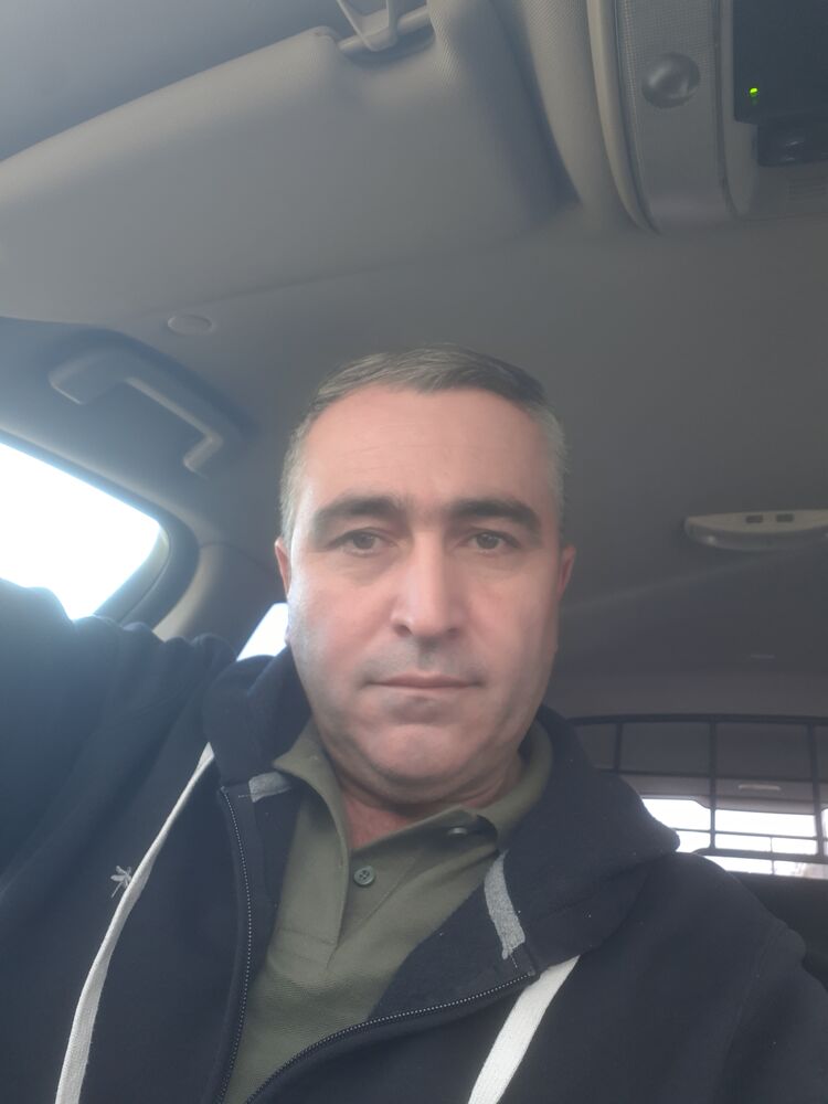  30578986  Zafar, 49 ,    