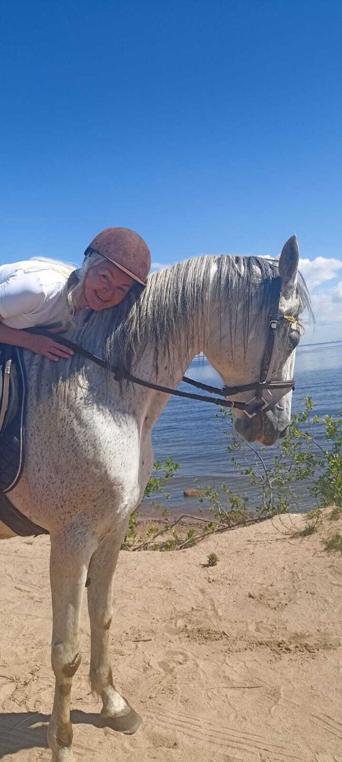  44133466  Iriina_, 53 ,    -