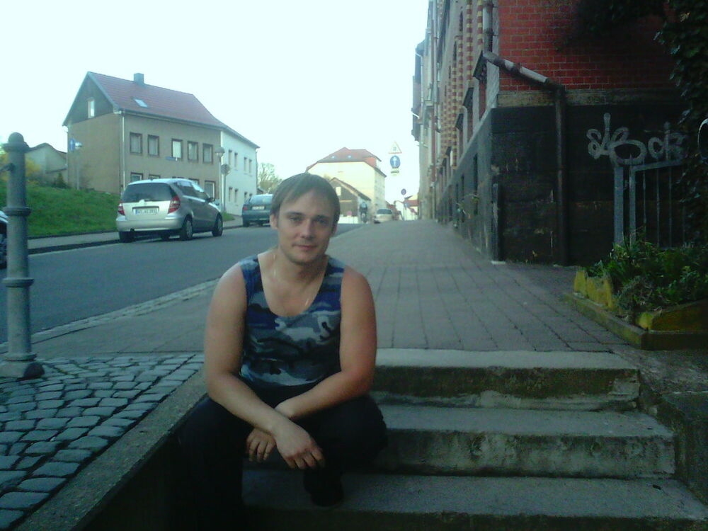  4189306  Jeka, 40 ,    