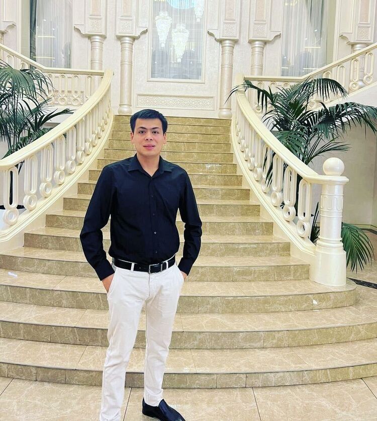  29894596  Abbos, 33 ,    