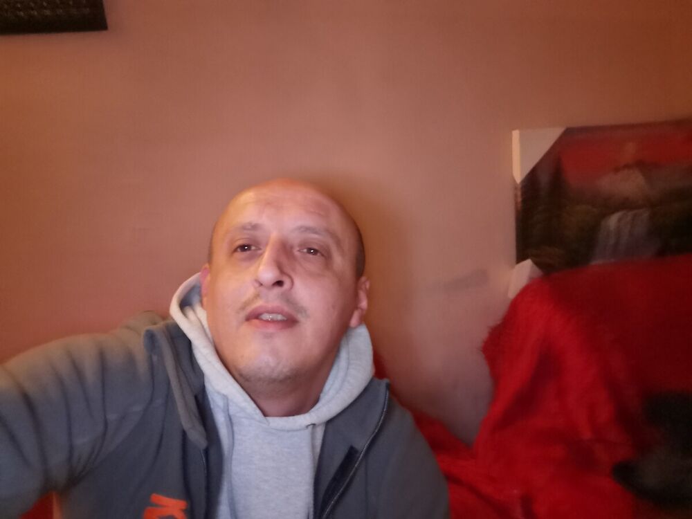  20216106  , 42 ,    
