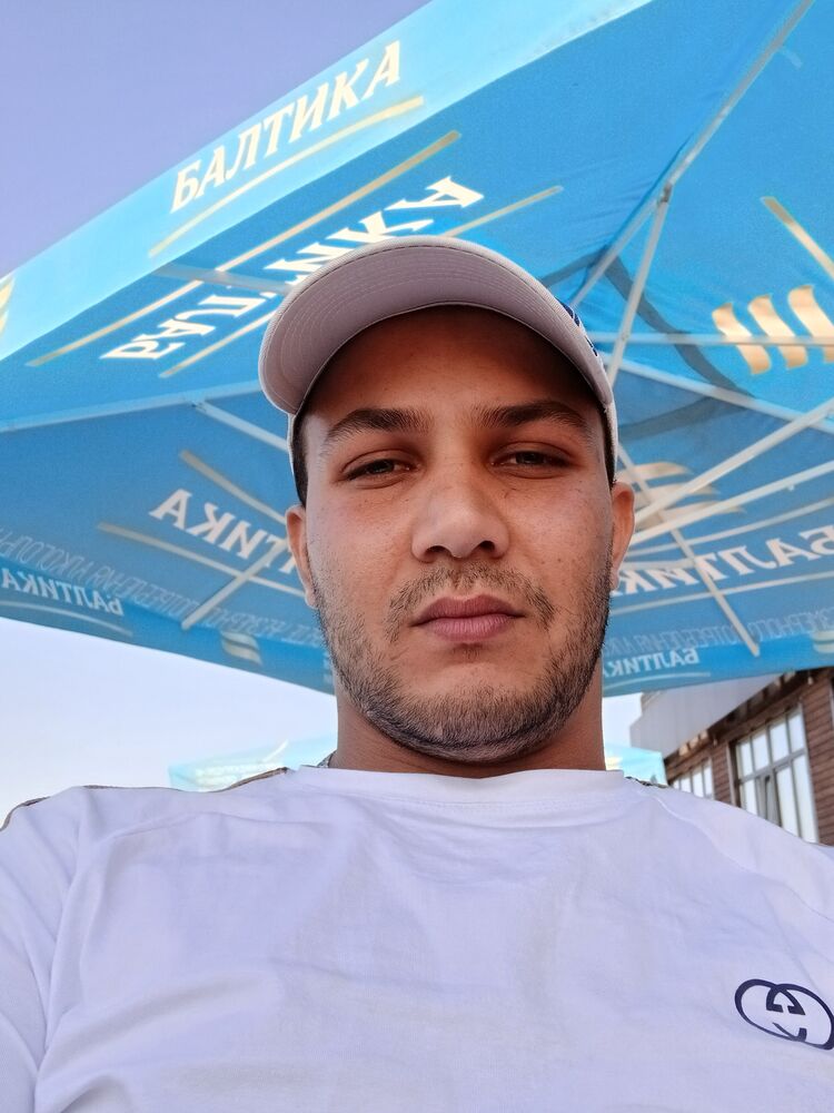  52786846  Khassen, 29 ,    