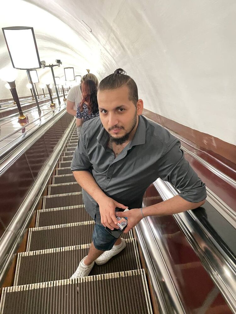  -,   Andro, 28 ,  