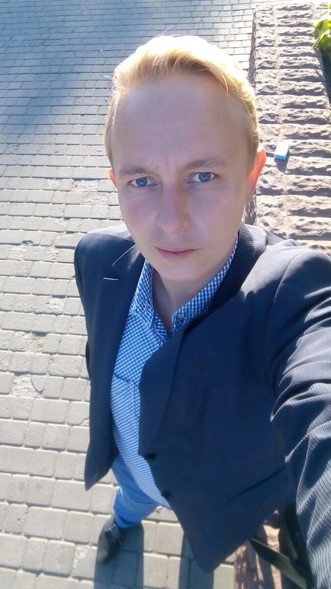  13759516  , 43 ,    