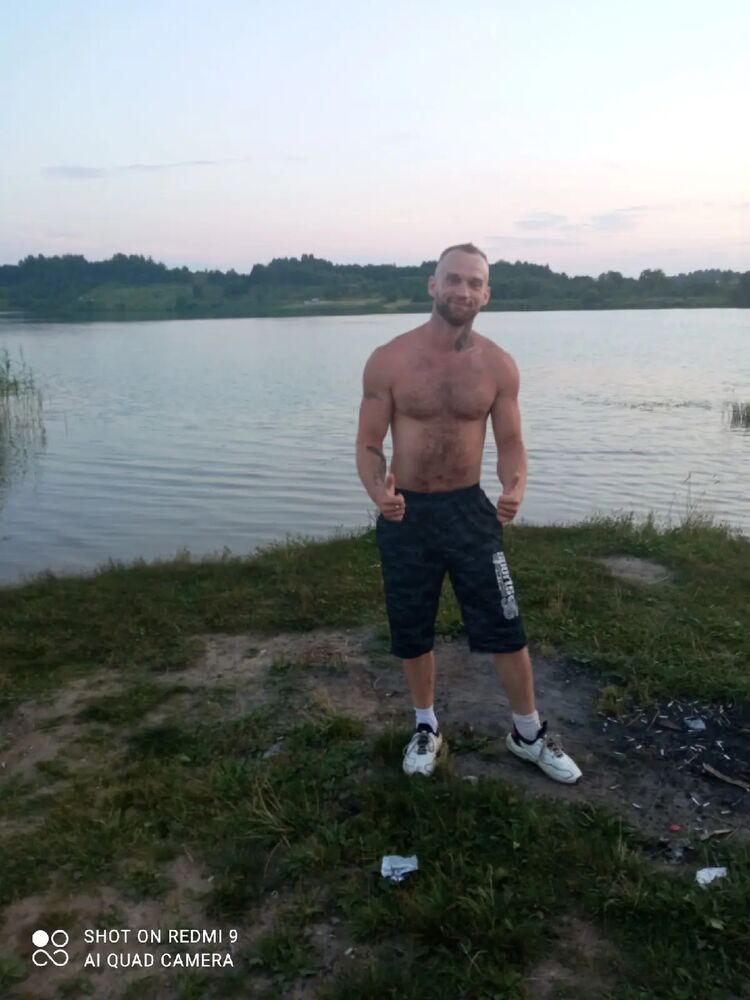  ,   Ilya, 35 ,     , c 