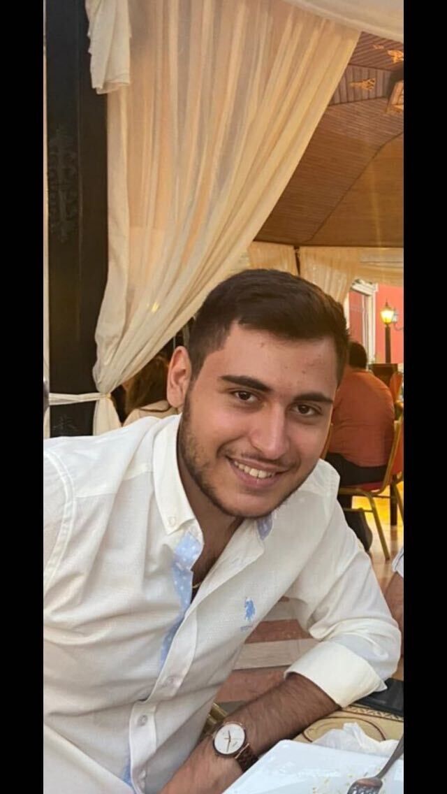  30470326  Tahir, 28 ,    