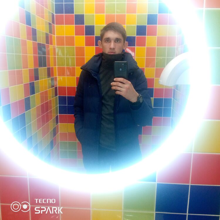  42507476  Denis, 28 ,    