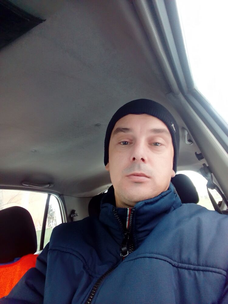  37727886  , 45 ,    