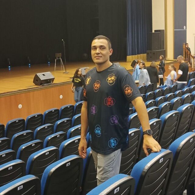  42078806  , 36 ,    --