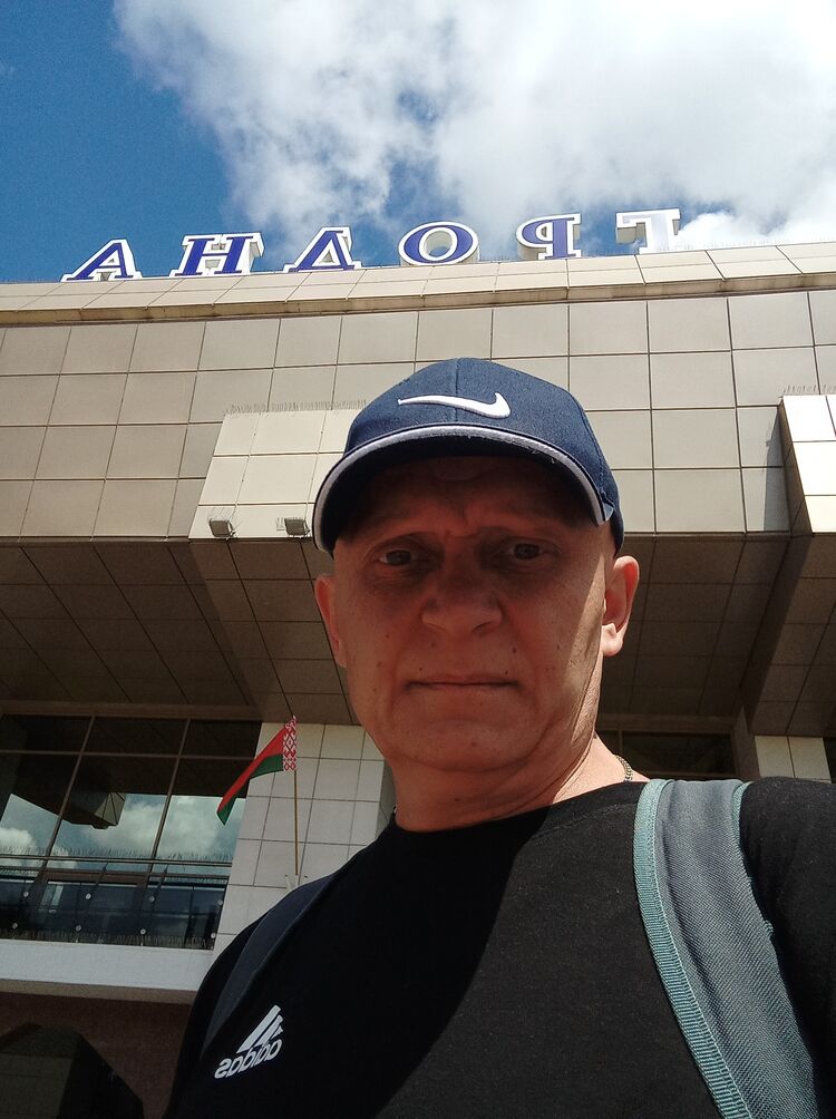  44454506  Fedor, 43 ,    