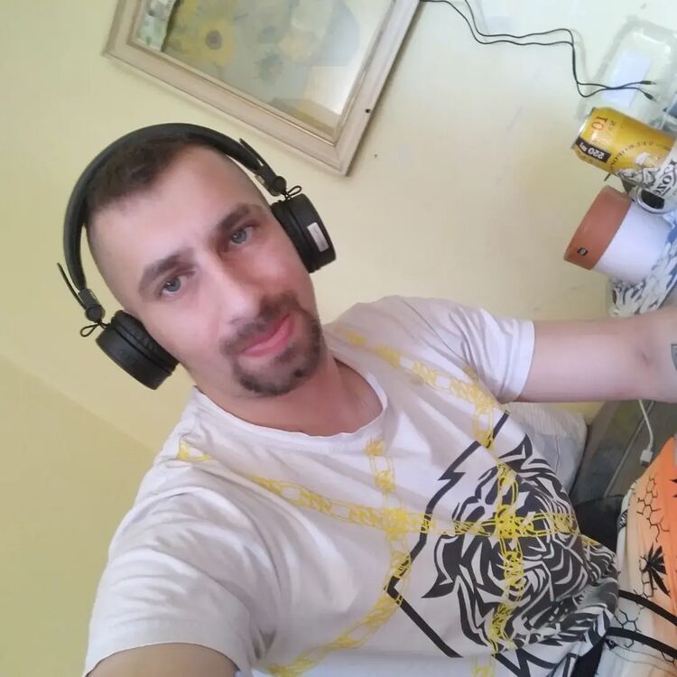  40749106  ATTILA, 28 ,    