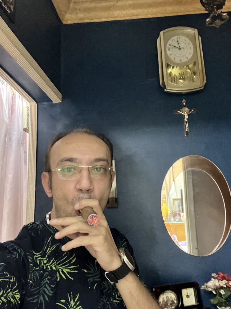  ,   George, 44 ,   ,   