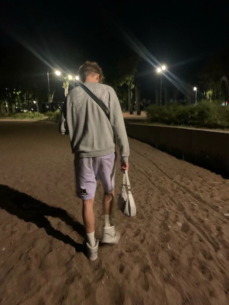  -,   , 20 ,   ,   