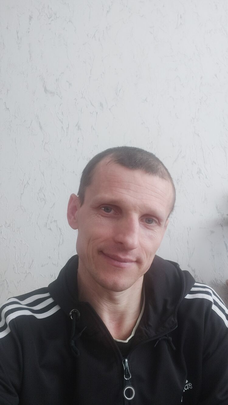  42600426  , 49 ,    