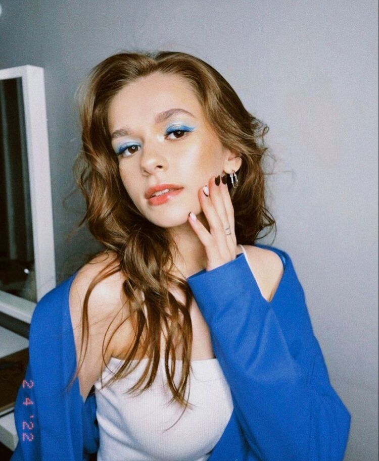  ,   , 21 ,   ,   