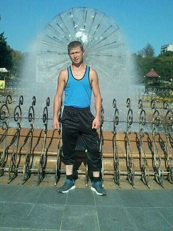  46957986  , 37 ,    