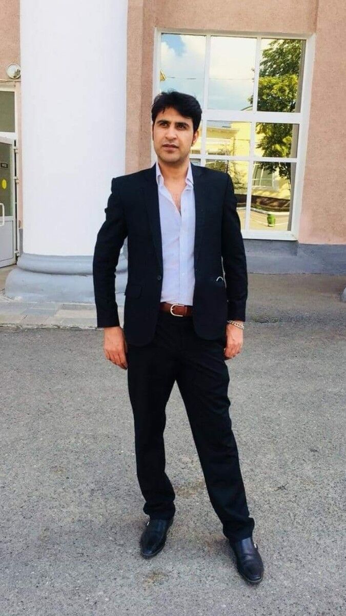  19740096  Fareed khan, 30 ,    