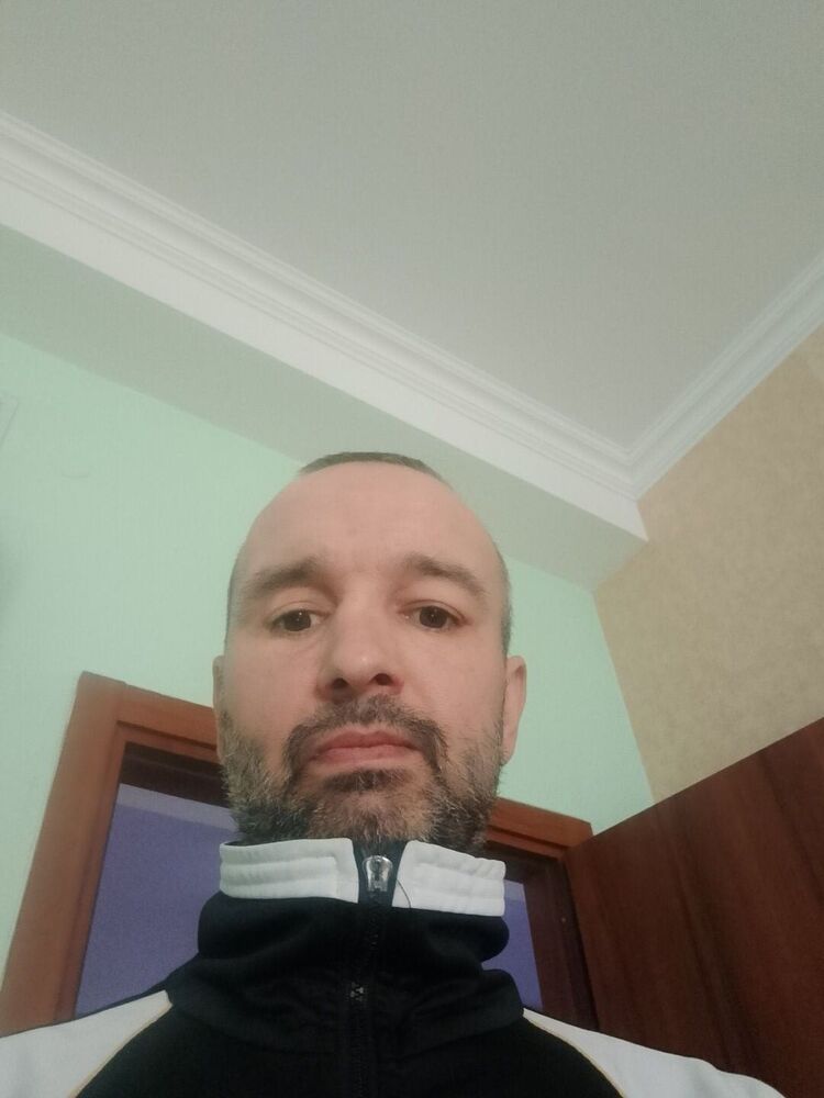  51938986  Kostia, 42 ,    