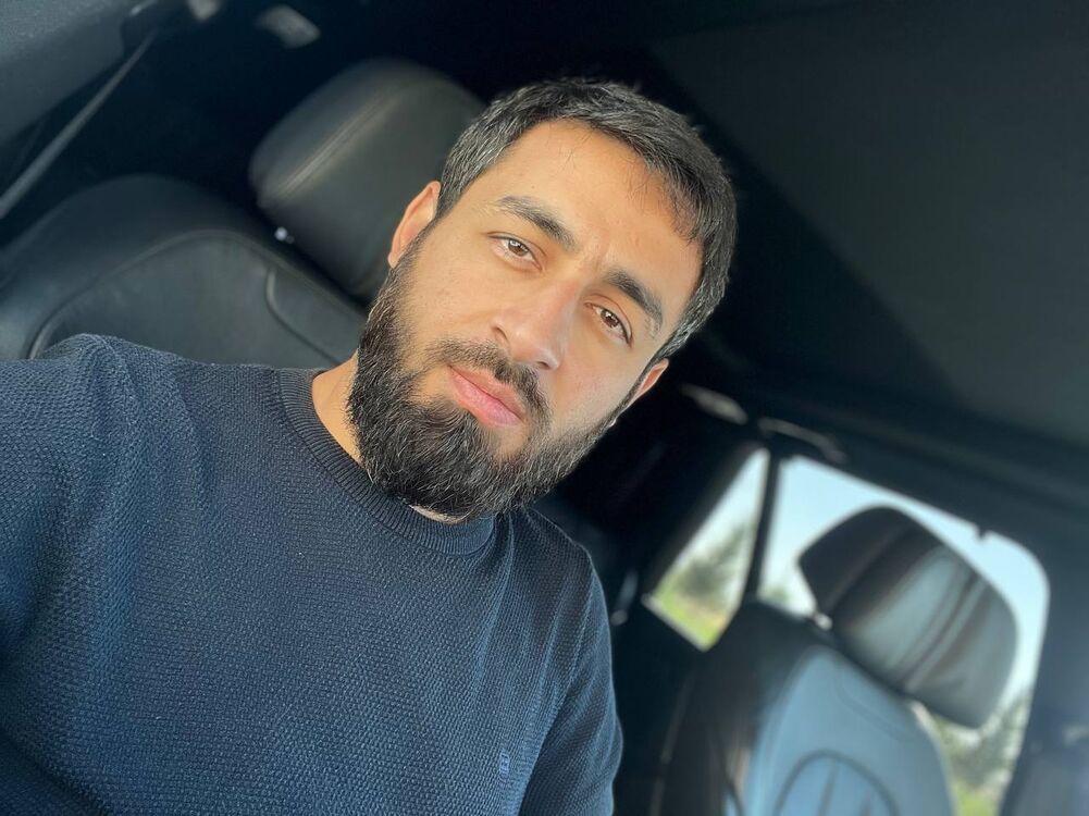  47163206  Fuad, 36 ,    Praha