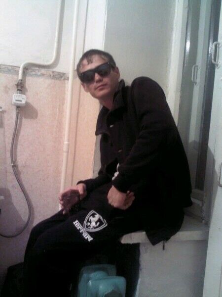  ,   Sergei, 33 ,   ,   , c 
