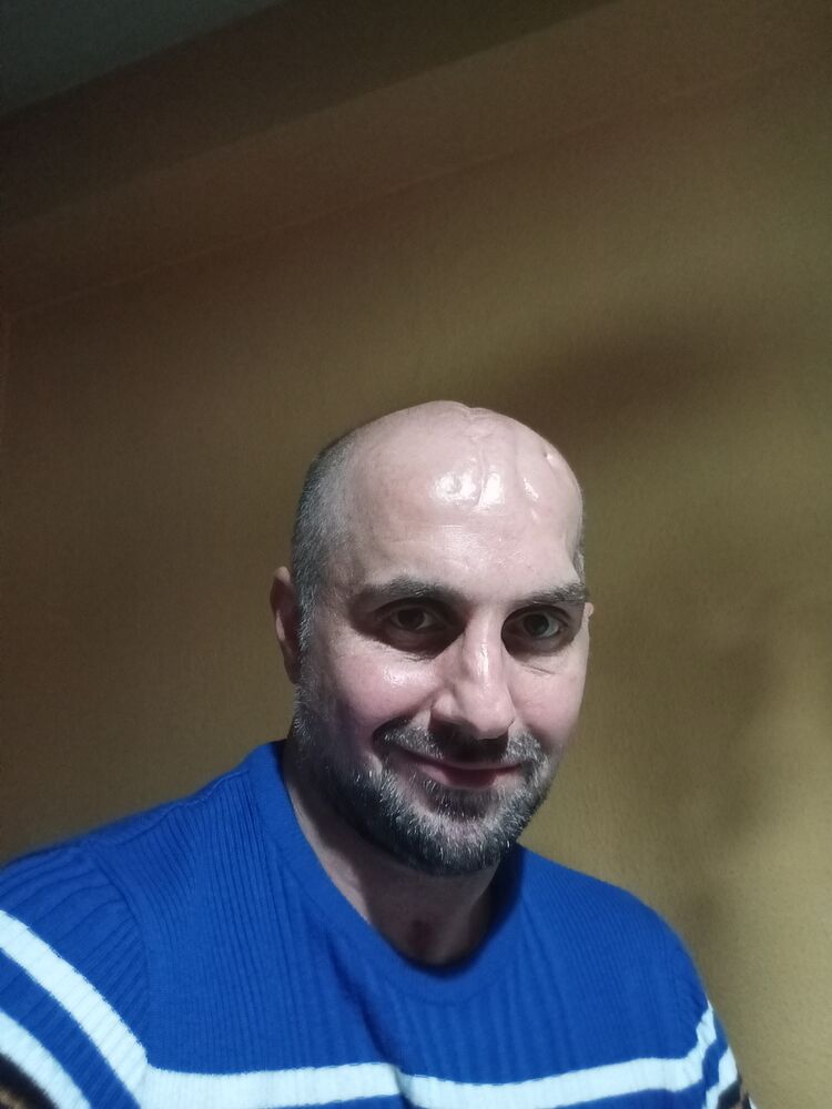  51688736  Ruslan, 40 ,    Alcobendas