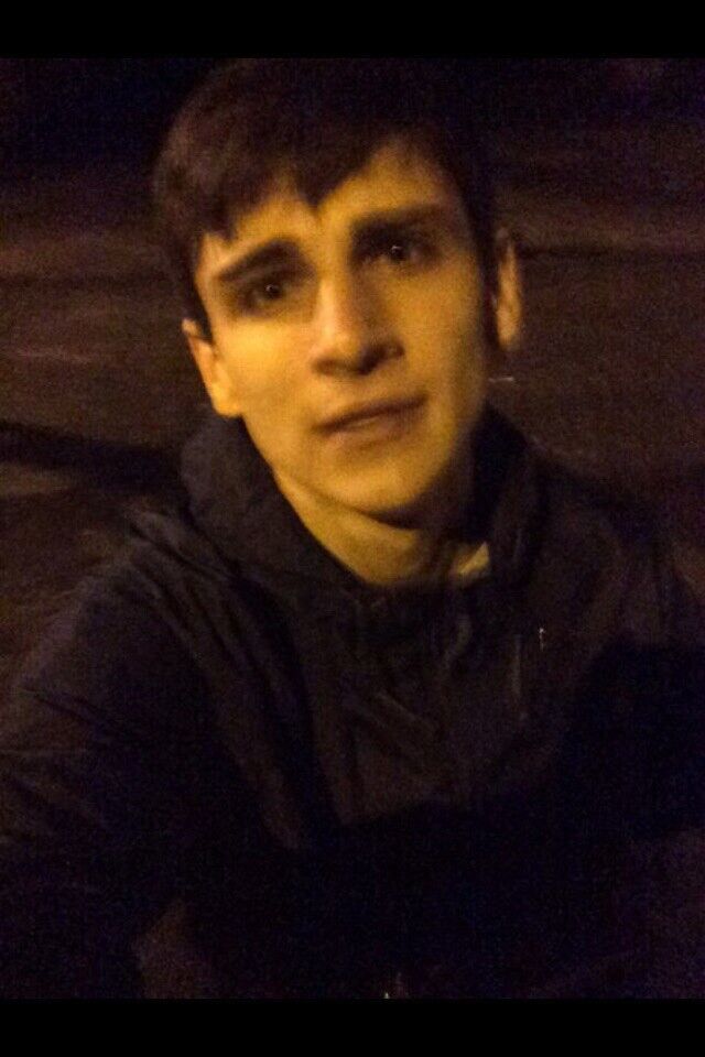  18914586  Baks, 26 ,    