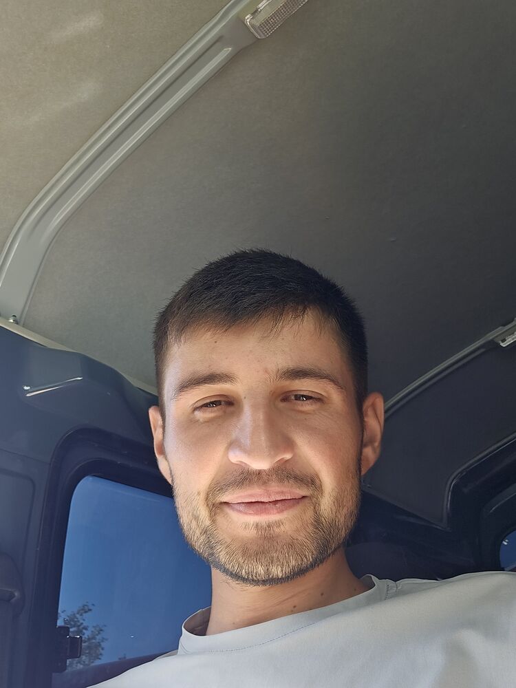  46514616  Yuldosh, 26 ,    