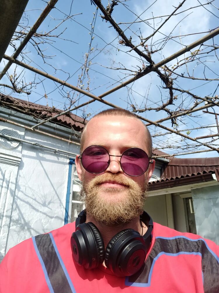  48273666  , 35 ,    