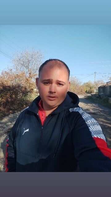  48040946  Ivan, 32 ,    