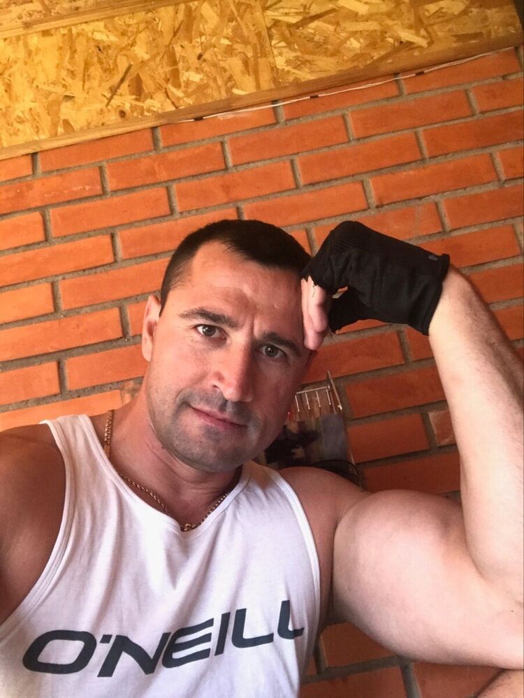  21278376  , 44 ,    