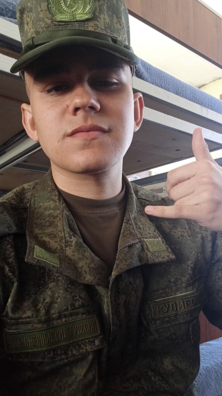 44173596  , 22 ,    