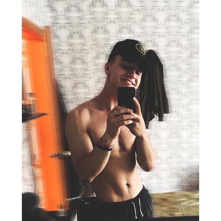 ���� 25183536 ����� �������, 24 ����, ���� ���������� � �����-����������