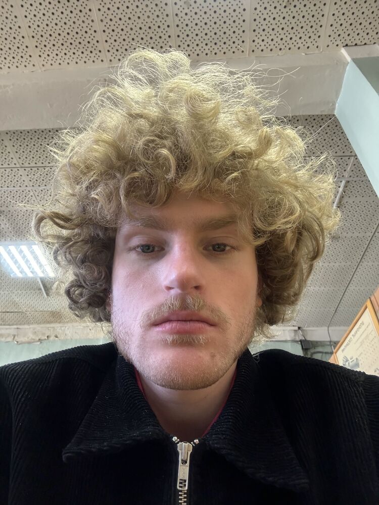 ���� 43895616 ����� �������, 22 ����, ���� ���������� � �����-����������