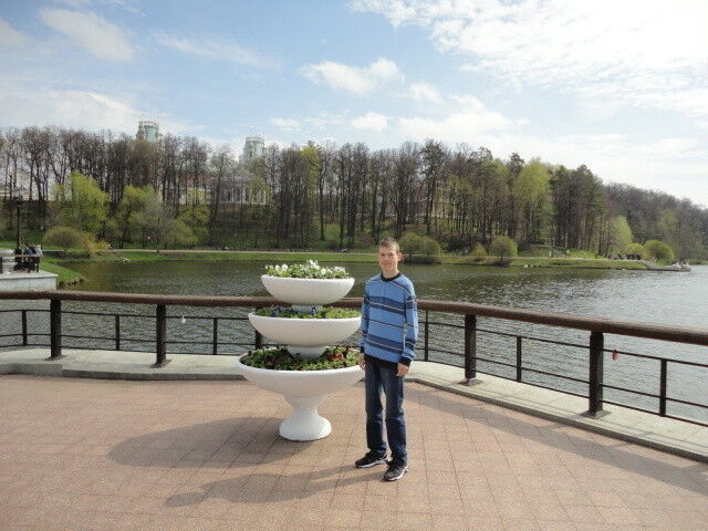  ,   Zhenya, 43 ,   ,   , c 