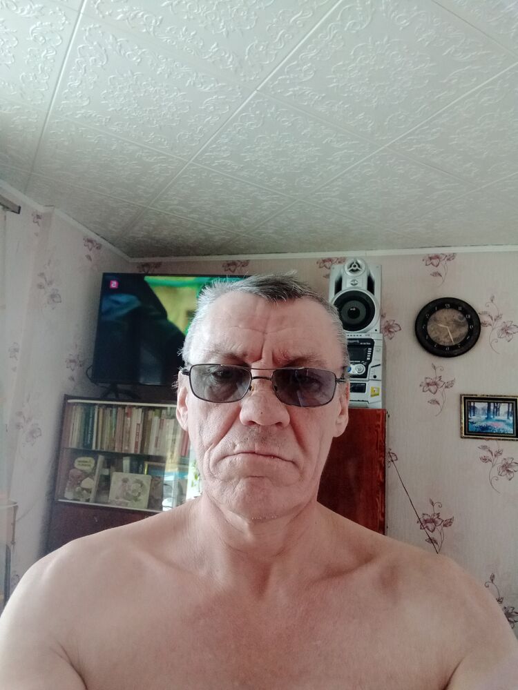  33206096  , 52 ,    