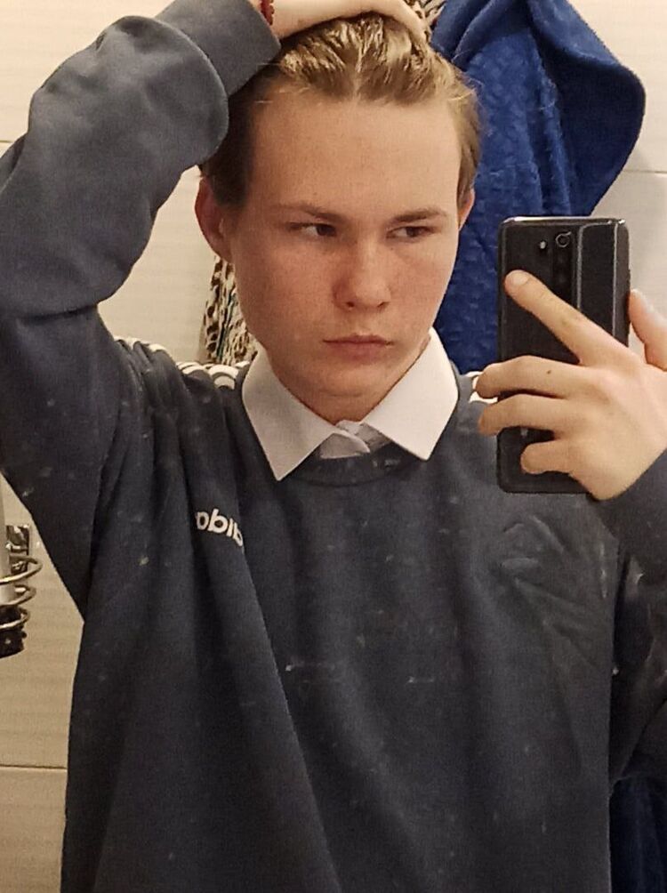  34703066  , 20 ,    