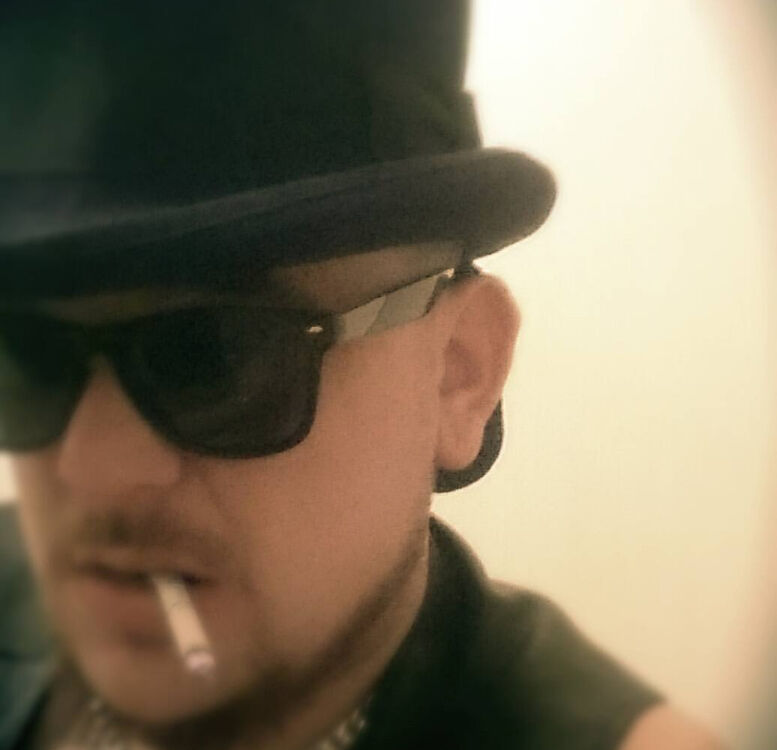  ,   Johnny, 38 ,   ,   , c 