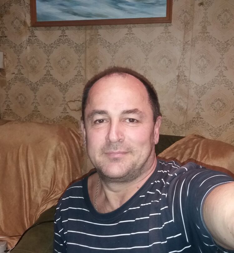  21802876  , 49 ,    