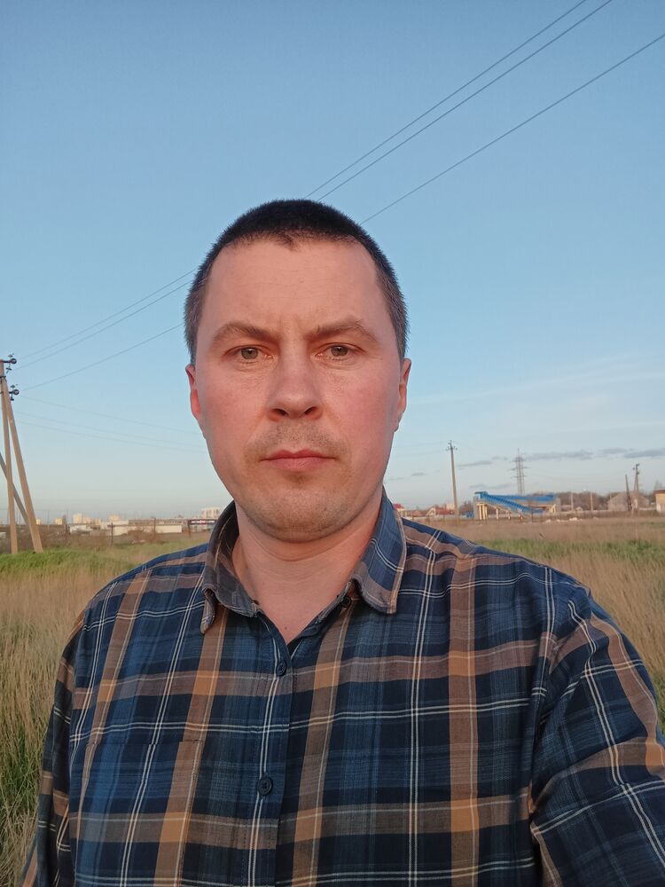 ���� 25823196 ������� Ѹ��, 38 ���, ���� ���������� � �����������