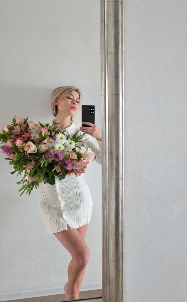  ,   Evgenia, 35 ,   ,   