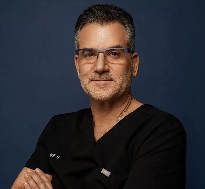  50963216  Dr Gabriel, 61 ,    